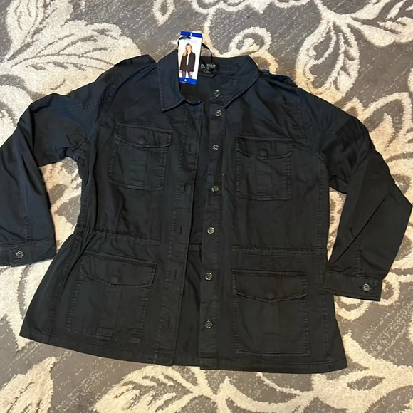 Buffalo David Bitton Jackets & Blazers - Buffalo David bitton lightweight jacket shachet. Button front. NWT size large